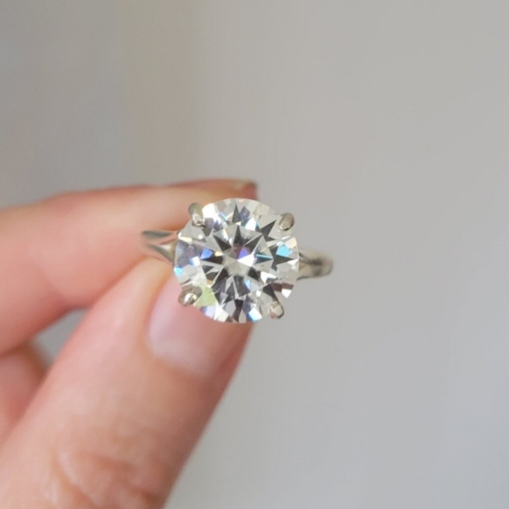 New 5ct Certified Moissanite Engagement Ring - Picture 7 of 12